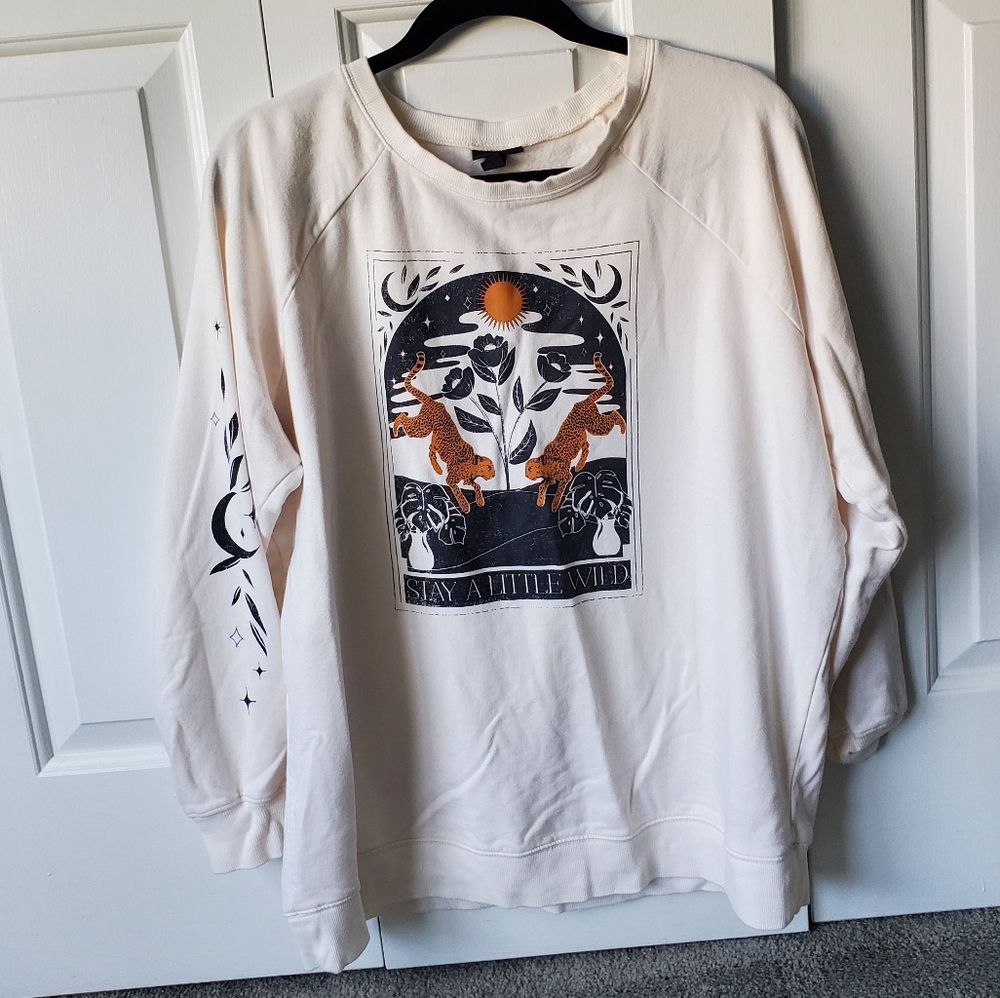 White sweater with tiger and vine print (Torrid 00)